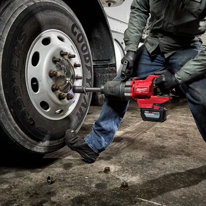 Chave de impacto de punho 1" 18v Fuel Milwaukee