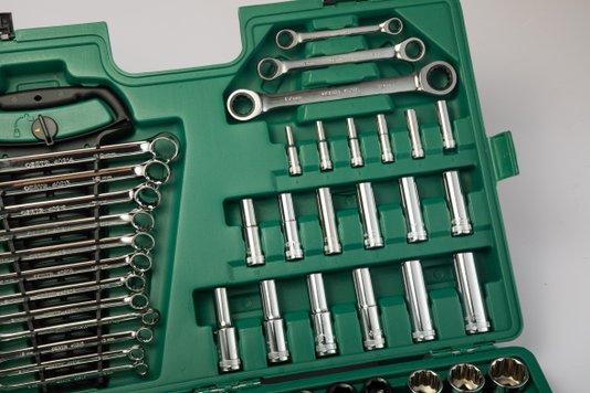 Jogo de Ferramentas Profissional 150Pc Sata