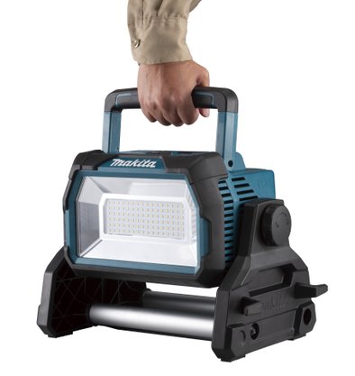 Refletor led a bateria 18v-220v 10000Lm Dml809 Makita