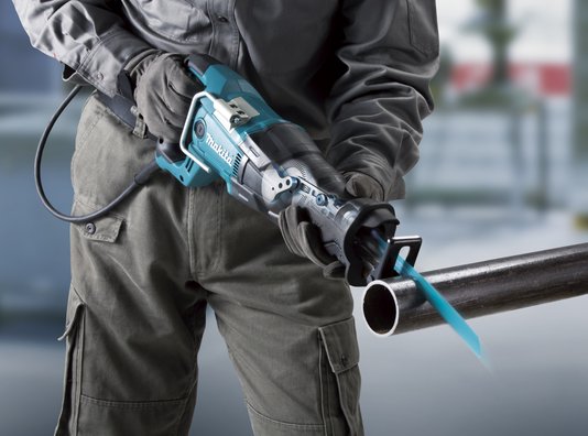 Serra sabre jr3061t 1.250W 220v Makita